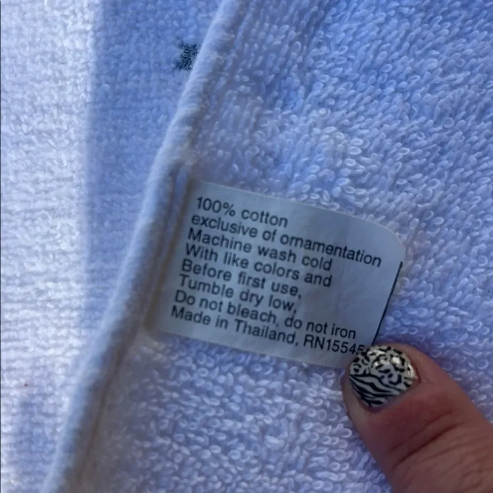 Elegant vintage White Fringed Fingertip Towels with Angel